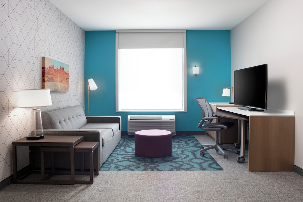 Home2 Suites by Hilton Albuquerque Airport - photo 28