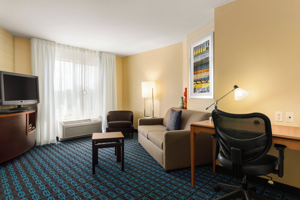 Fairfield Inn & Suites by Marriott Weirton - photo 5