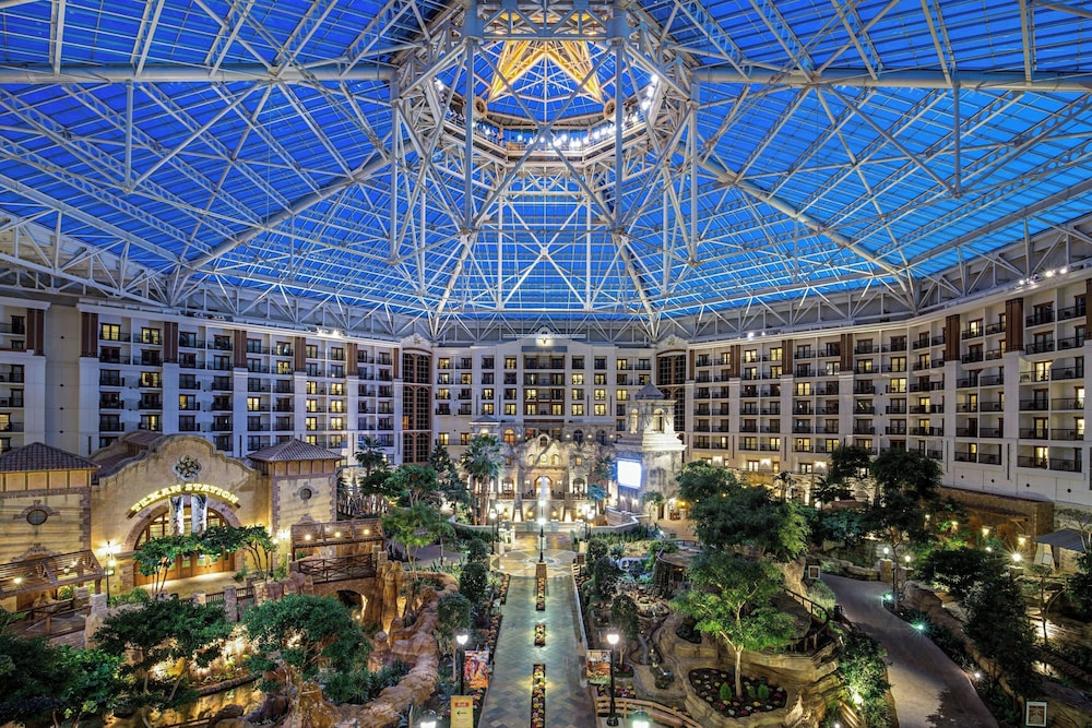 Gaylord Texan Resort & Convention Center - photo 3