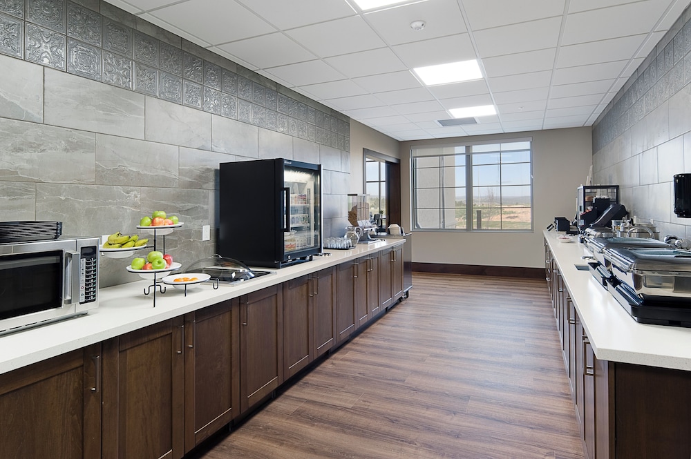 ClubHouse Hotel & Suites Rapid City - photo 30