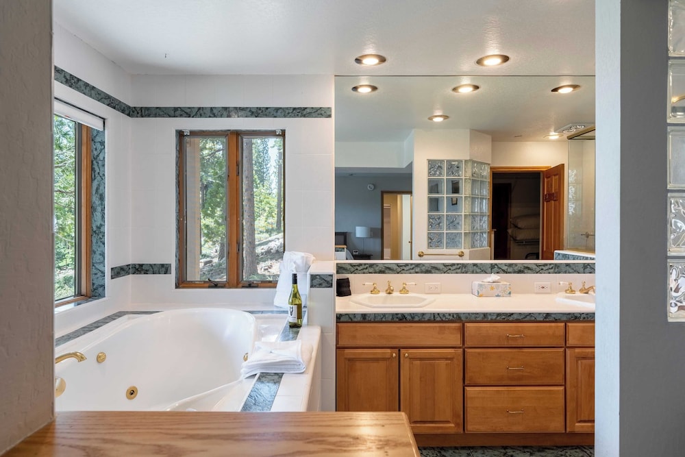 Lakeview Getaway - photo 20