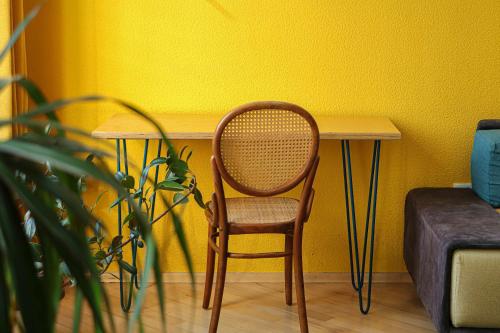 Charming 2BR Near Rooms Hotel By Wehost