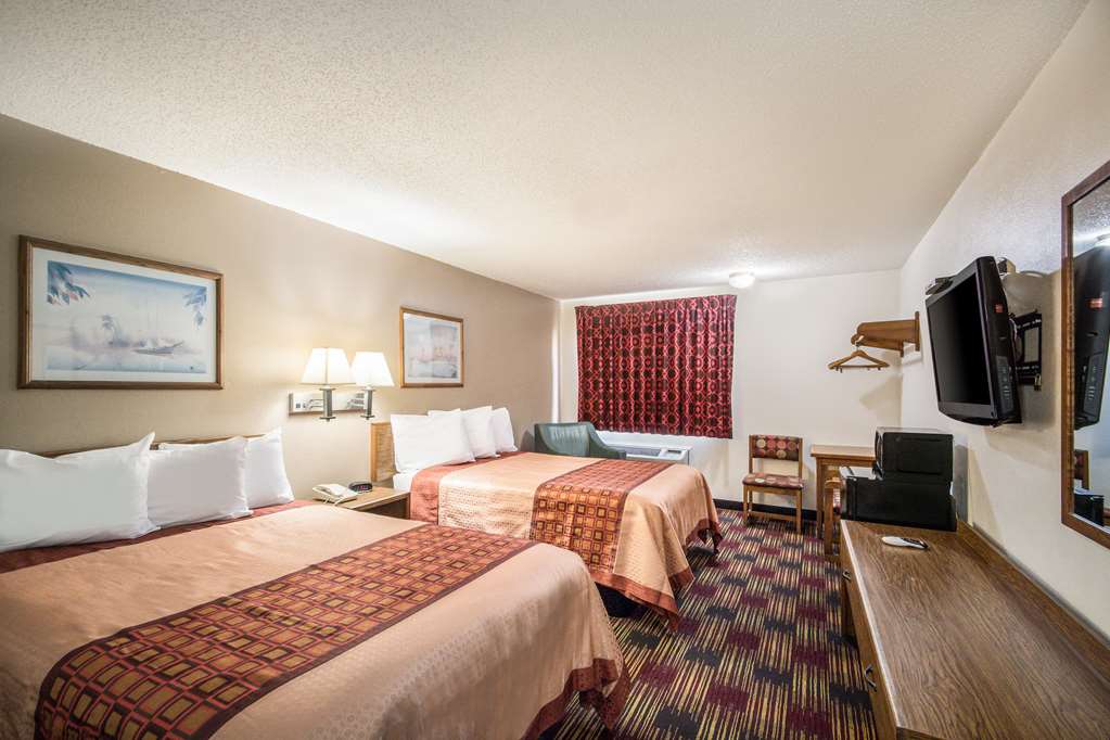 Americas Best Value Inn & Suites Harrisonville - photo 23