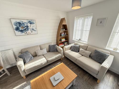 Greenwich Cottage Part of the The Bay Filey Holiday Village with pool gym and direct beach access pub restaurant tennis and meadows walks
