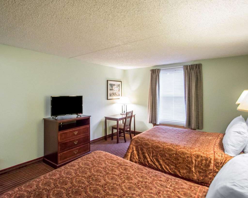 Rodeway Inn Lakeville Finger Lakes Area - photo 12