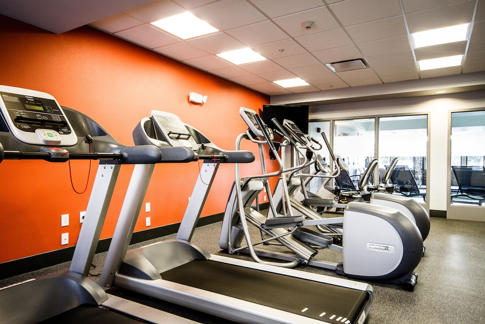 Hampton Inn & Suites DuPont - photo 41