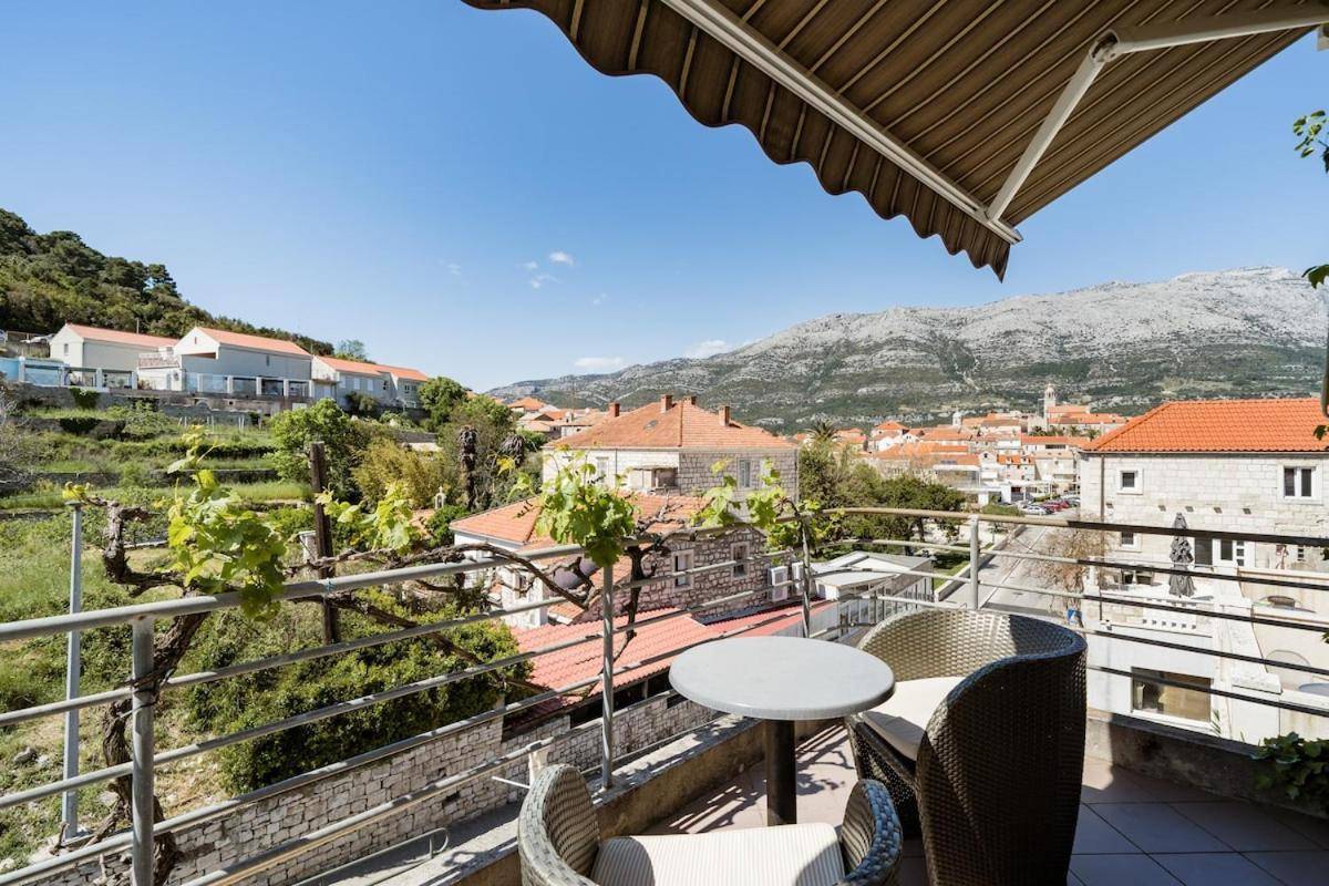 Rooms Keti Yellow room in Korcula, Croatia