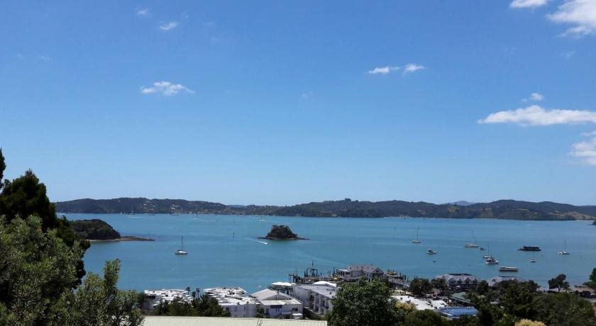 Top of the Bay in Paihia, New Zealand
