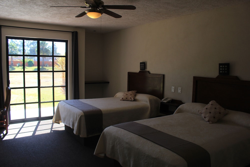 Hotel Meson del Puente — Acambaro — photo 5