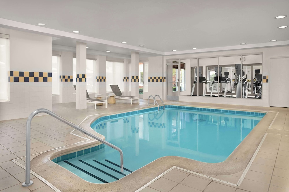 Hilton Garden Inn Hoffman Estates - photo 21