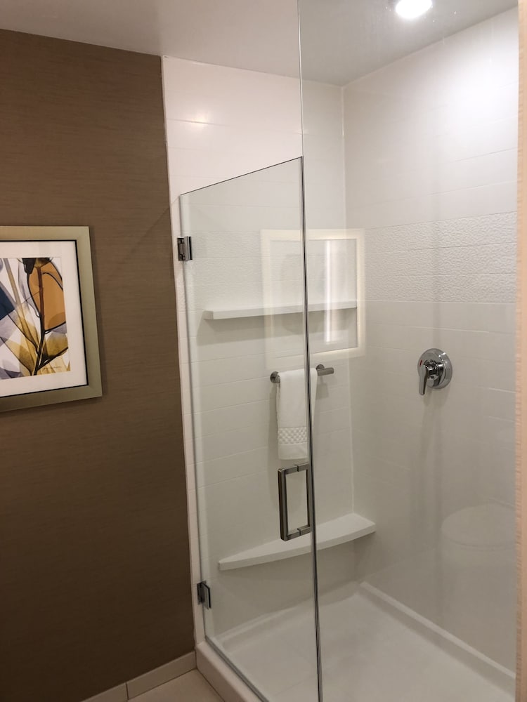 Fairfield Inn & Suites by Marriott Decorah - photo 21