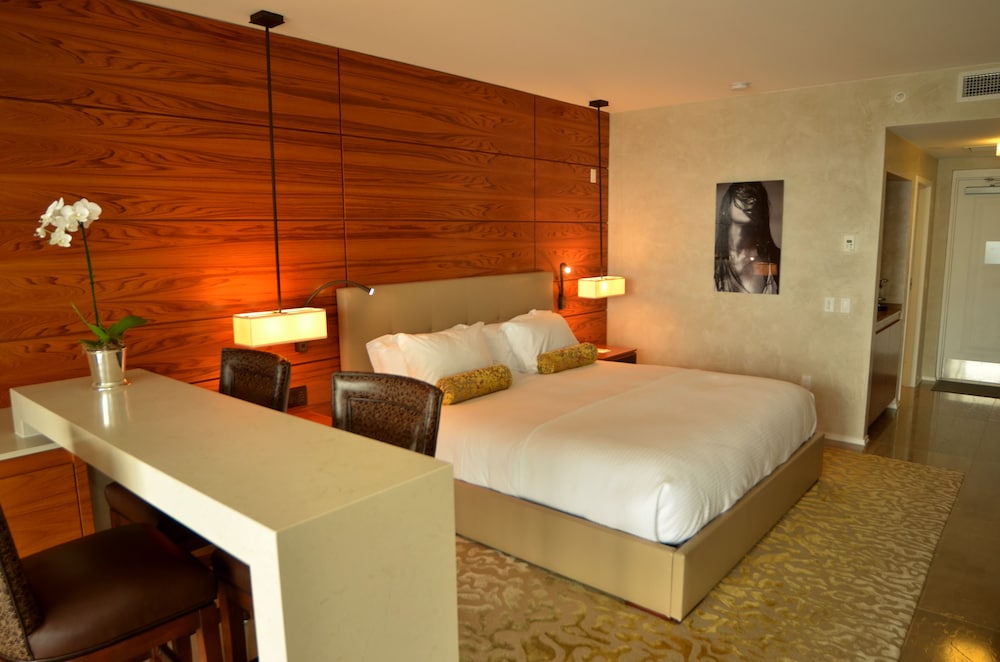 Royal Blues Hotel - photo 6