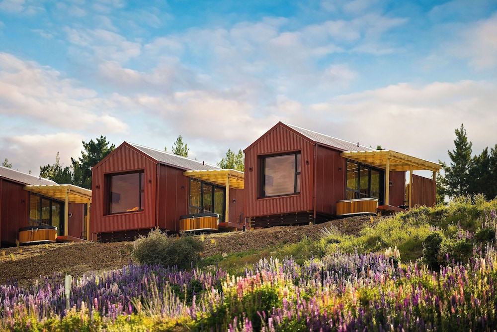 The Huts at Lakes Edge in Lake Tekapo, New Zealand