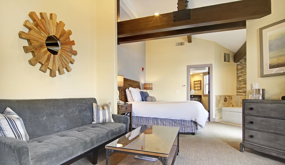 Cypress Inn On Miramar Beach - photo 70