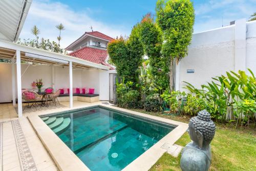 La Villa Oberoi — 4-Star Luxury Hotel in Seminyak, Indonesia