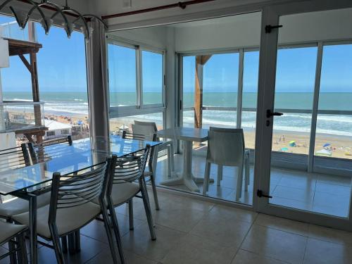 Exclusivo departamento frente al mar — 4-Star Luxury Hotel in Pinamar, Argentina