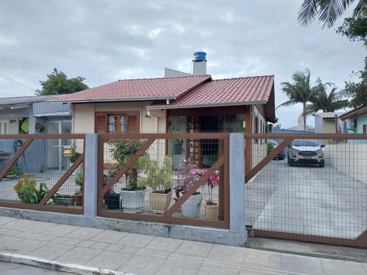 Casa em Torres Praia da Cal — 4-Star Luxury Hotel in Torres, Brasil