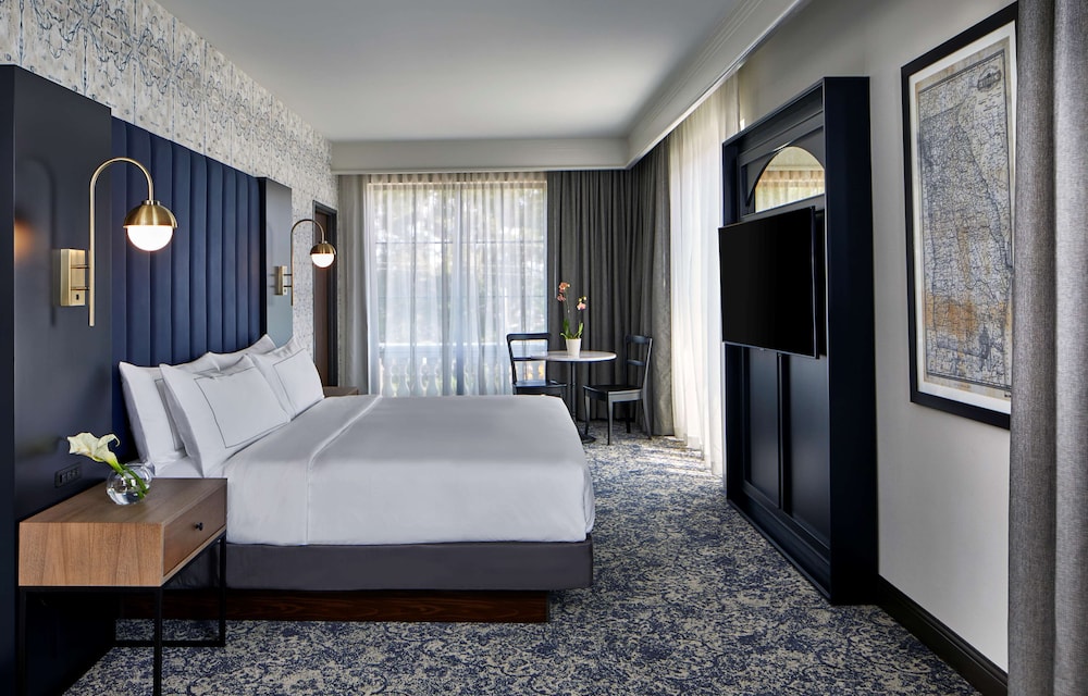The Hamilton Alpharetta Curio Collection by Hilton - photo 5