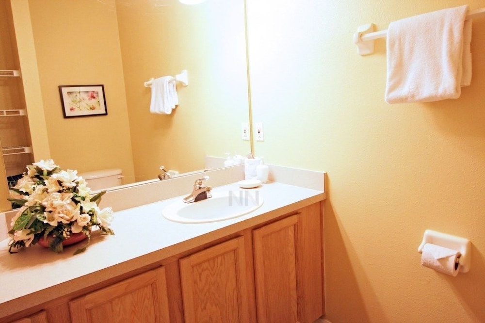 Fv57771 Emerald Island 3 Bed 3 Baths Townhome - photo 12