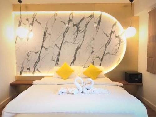 La La Moon Krabi Poshtel'n' Pool — 4-Star Luxury Hotel in Krabi, Thailand