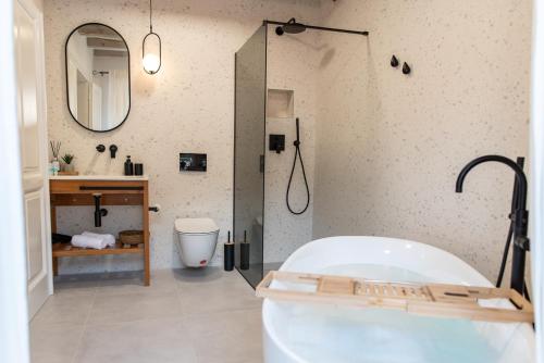 Shee Lu Suites