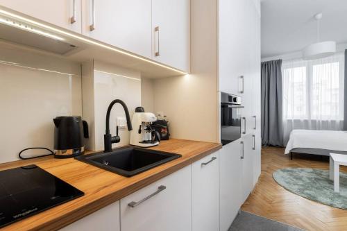 City Break Studio City Center Krucza — 4-Star Luxury Hotel in Warsaw, Poland