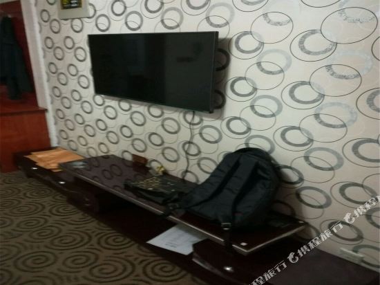 Qinxin Family Hotel - last minute hotel in Xining