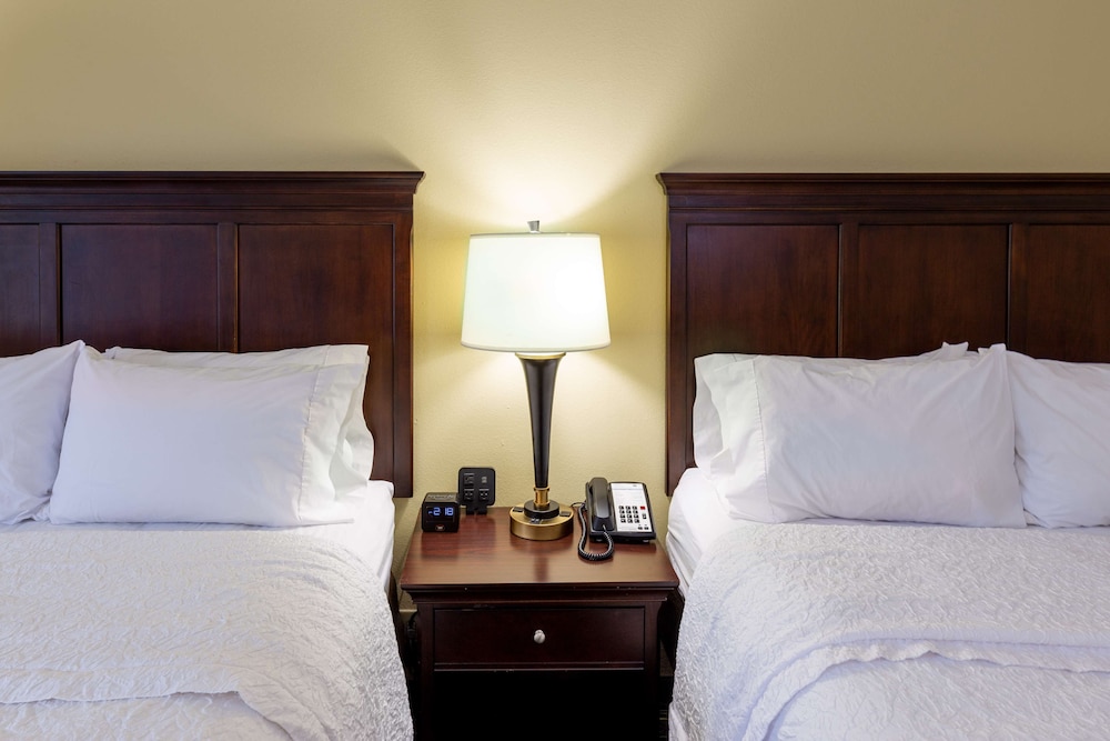 Hampton Inn Columbia I 26 Harbison Blvd. - photo 10