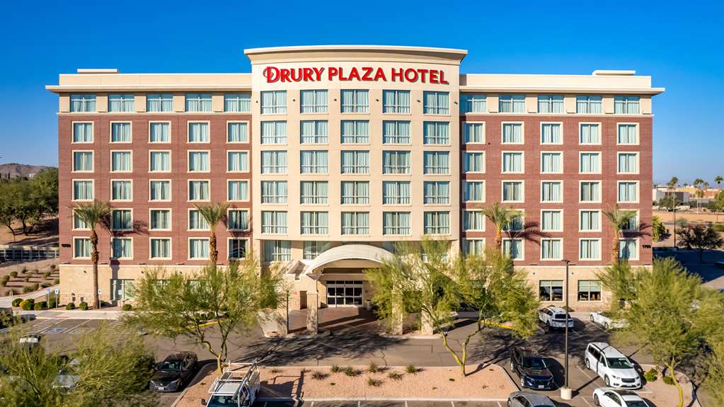 Drury Plaza Hotel Phoenix Tempe - carbon neutral hotel in Tempe