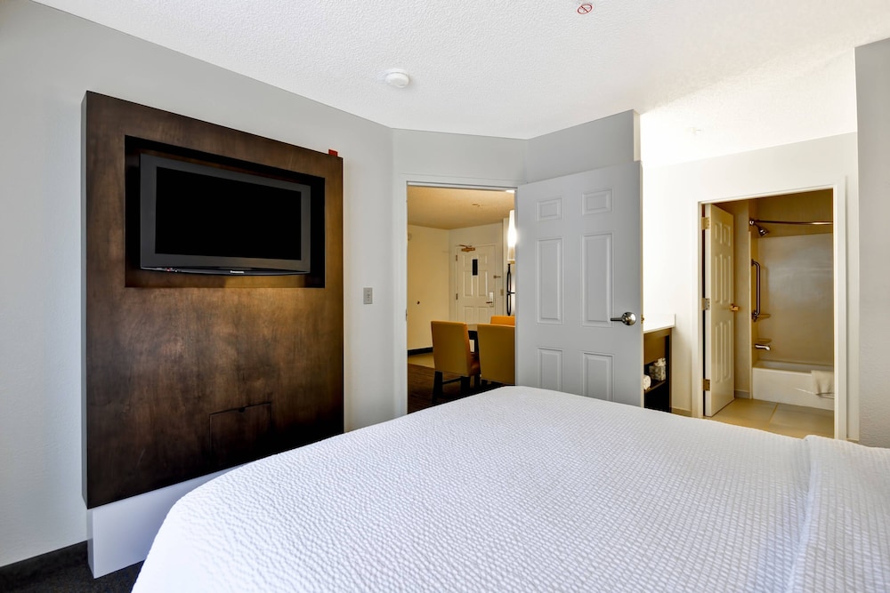 Residence Inn by Marriott Jacksonville Airport - photo 9