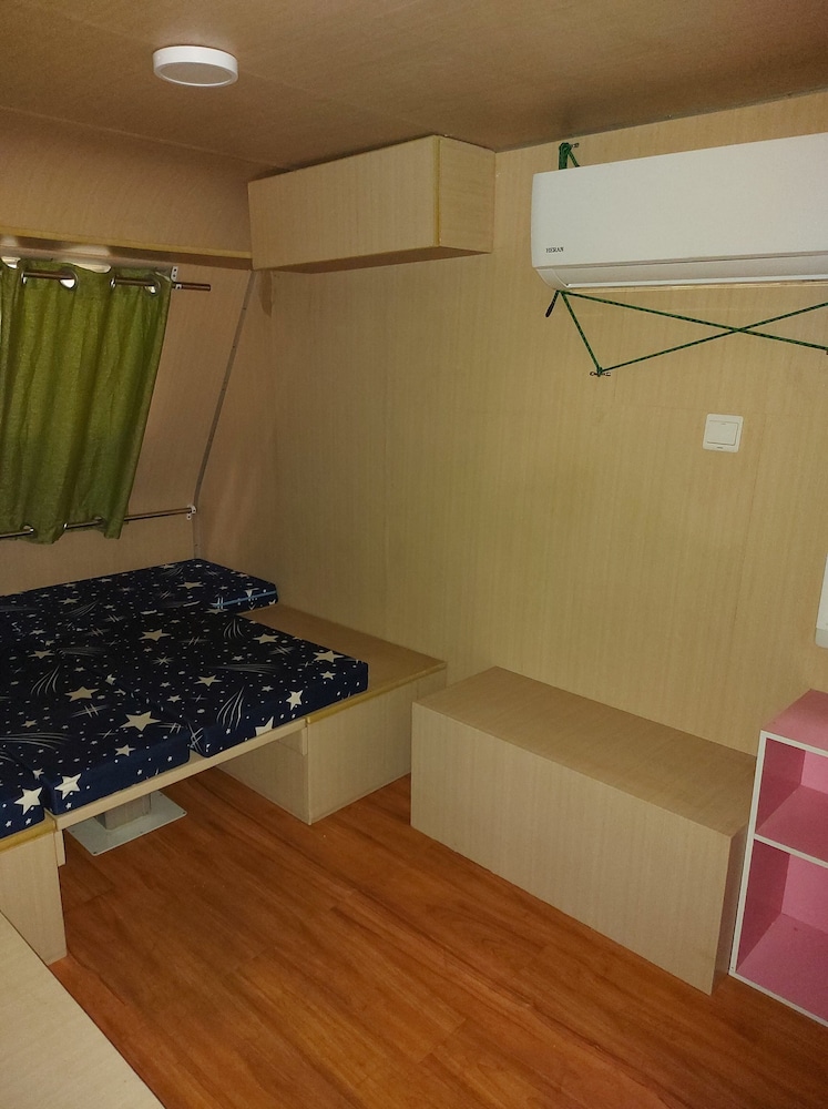 Caravan Trailer - last minute hotel in Taipei