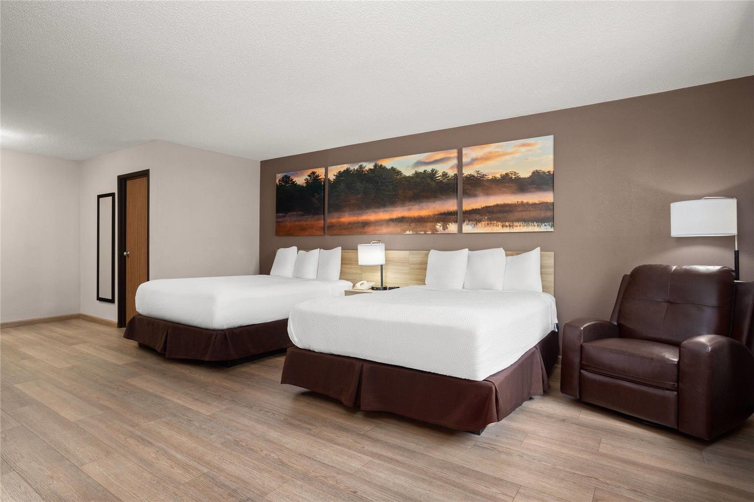 Days Inn by Wyndham Spearfish - photo 13
