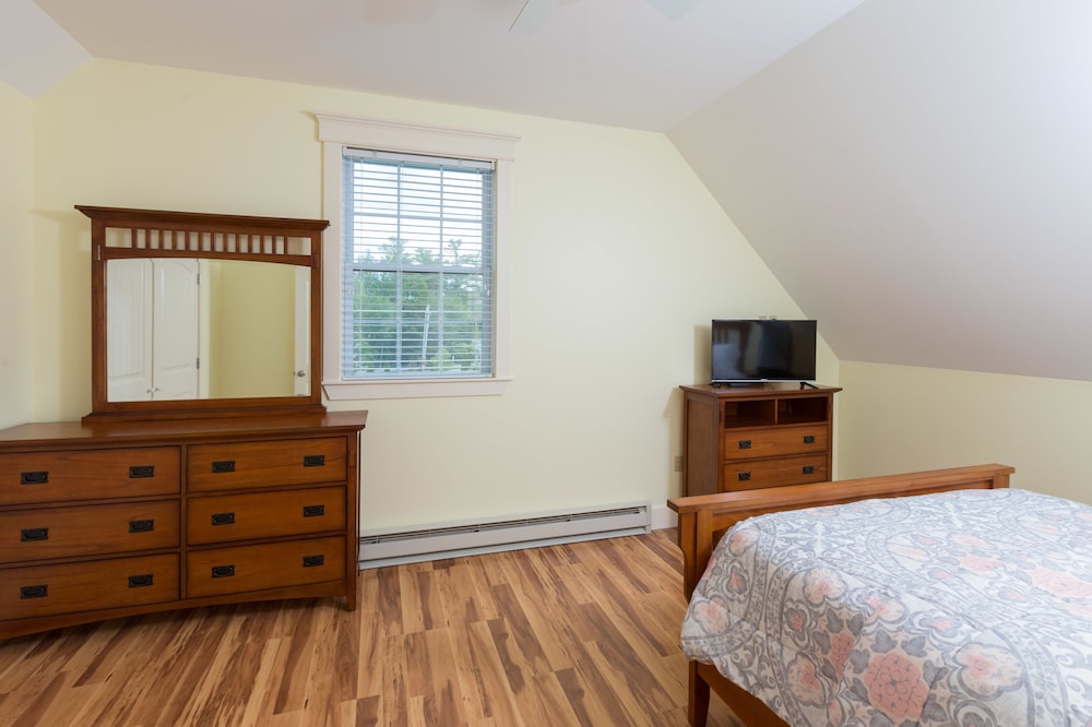 Sheepscot Harbour Village Resort - photo 101