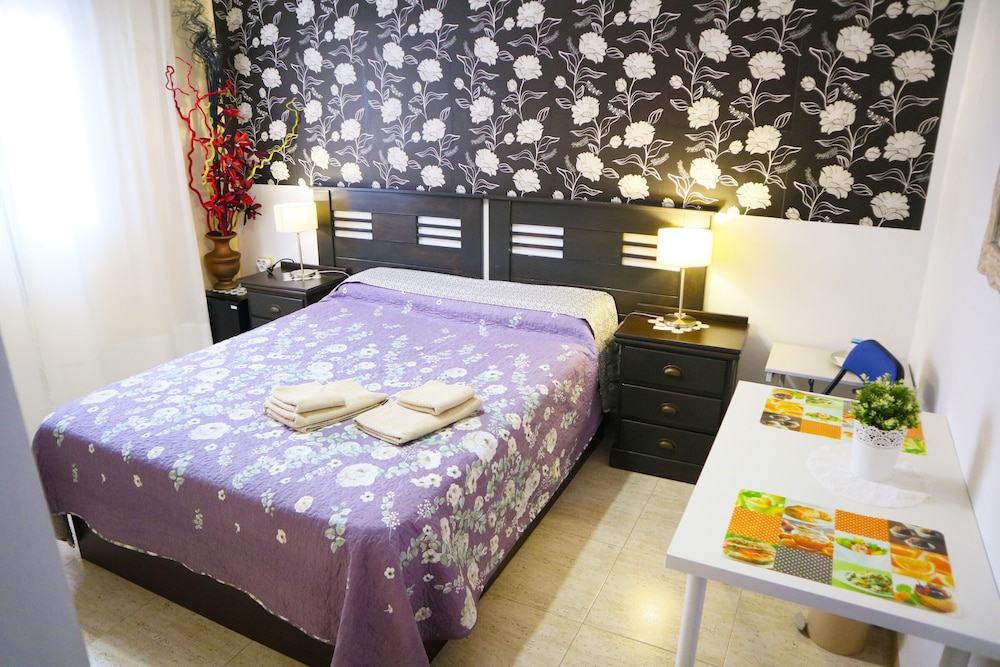 Happy Room Tenerife — San Isidro — photo 2