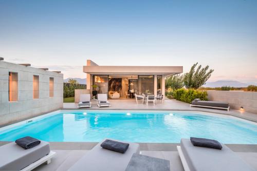 Higo - carbon neutral hotel in Unknown City