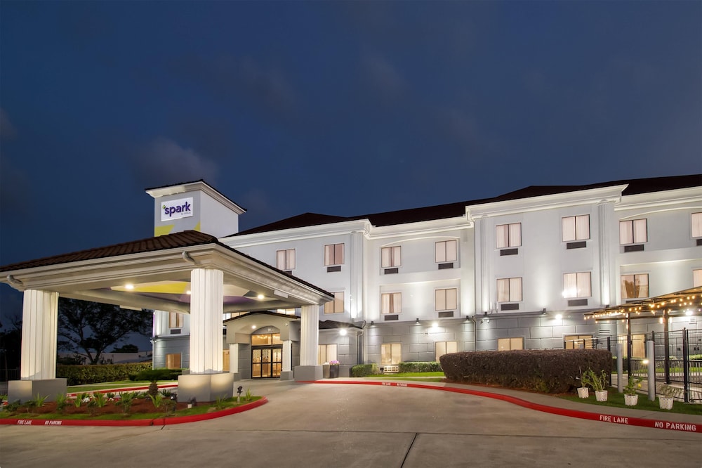Spark By Hilton Houston Hobby Airport - photo 43