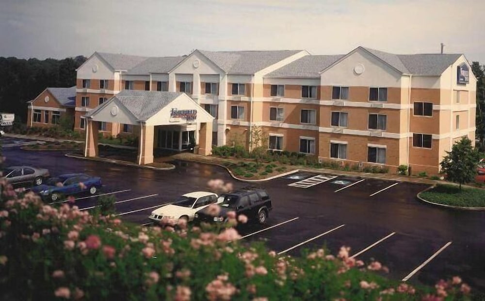 Fairfield Inn & Suites by Marriott Butler - photo 27