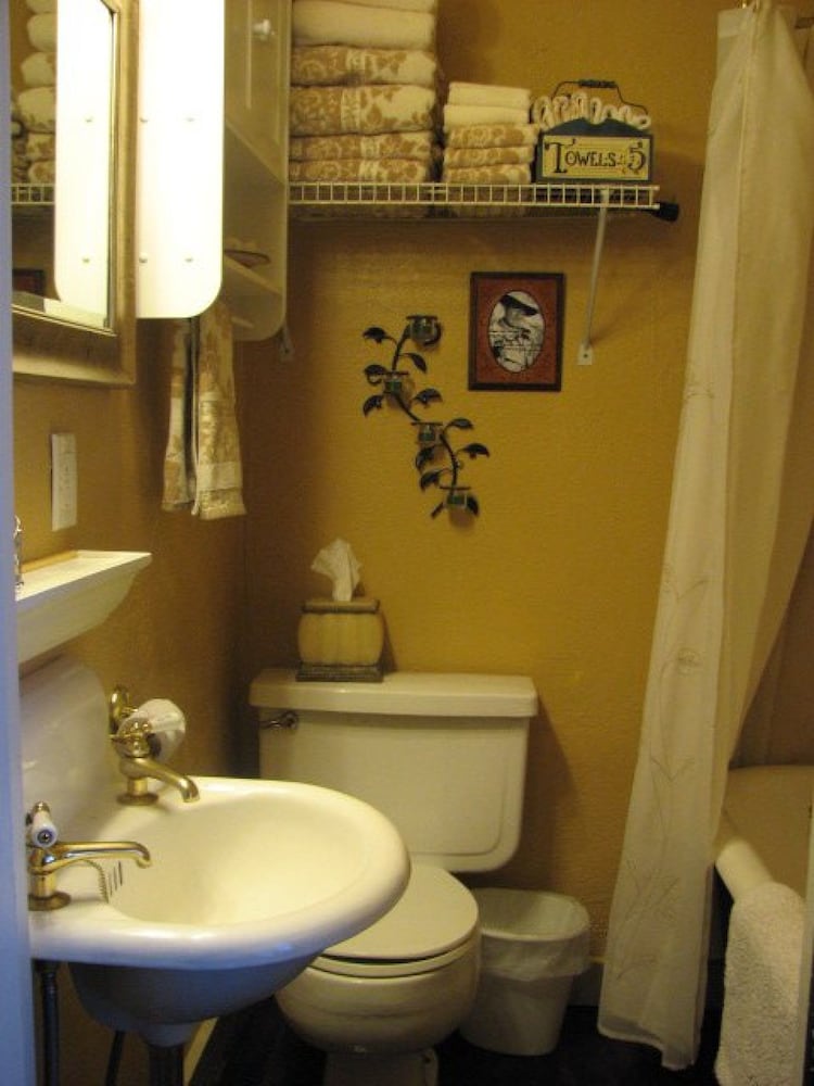 Cottonwood Hotel - photo 54