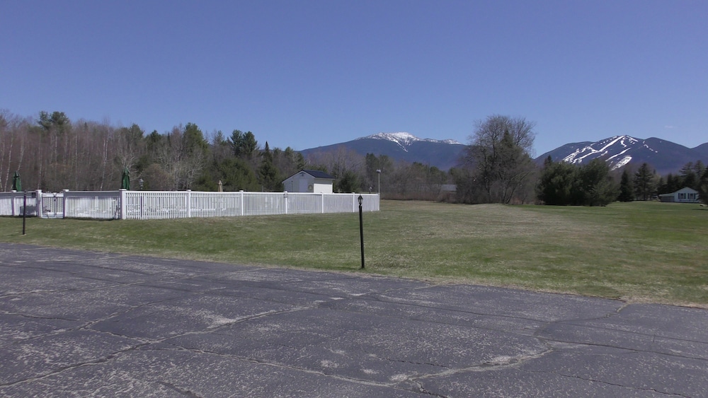 Gale River Motel - photo 58