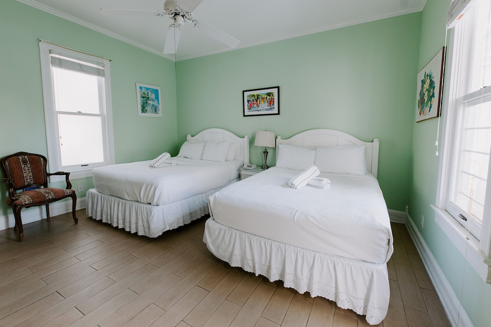 Amsterdam's Curry Mansion Inn - photo 11