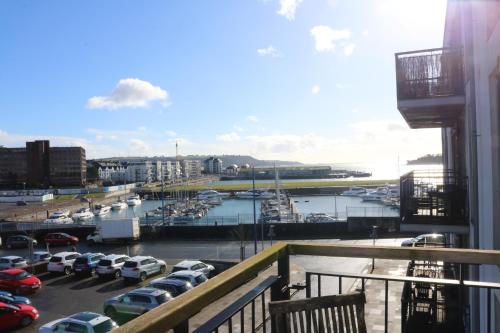 Plymouth Flat with Sea Views — 4-Star Luxury Hotel in Plymouth, United Kingdom