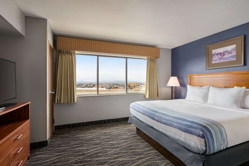 AmericInn by Wyndham Laramie Near University of Wyoming - photo 66