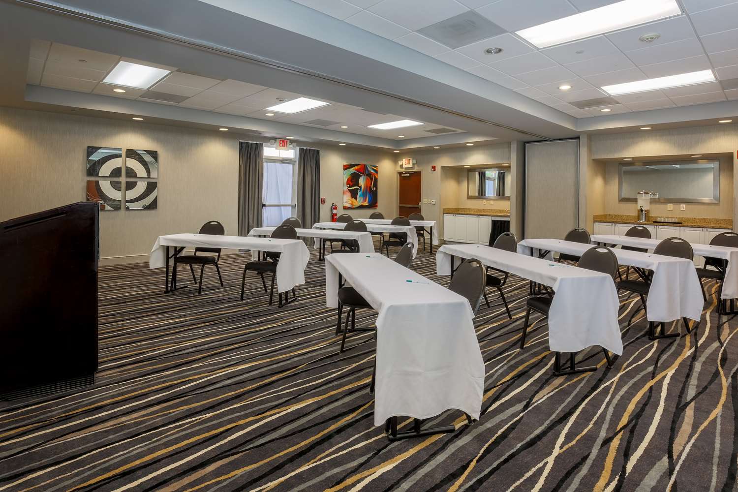 Homewood Suites by Hilton Southwind Hacks Cross - photo 21