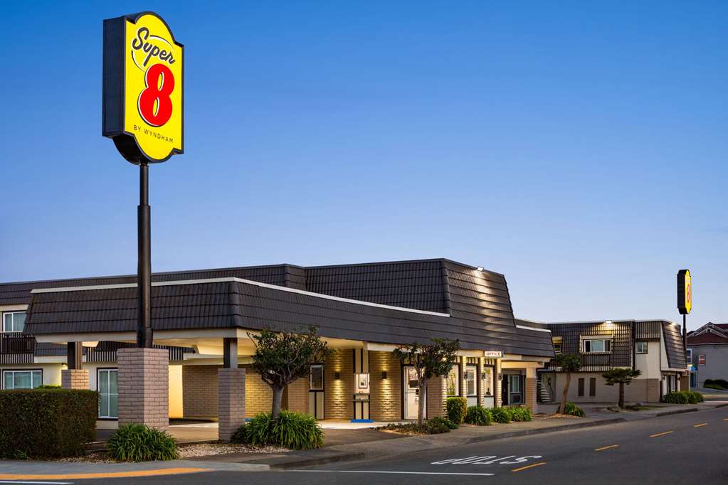 Super 8 by Wyndham Eureka - photo 6