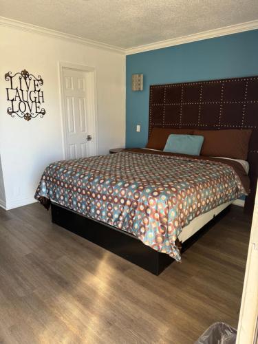 El Dorado Motel - photo 26