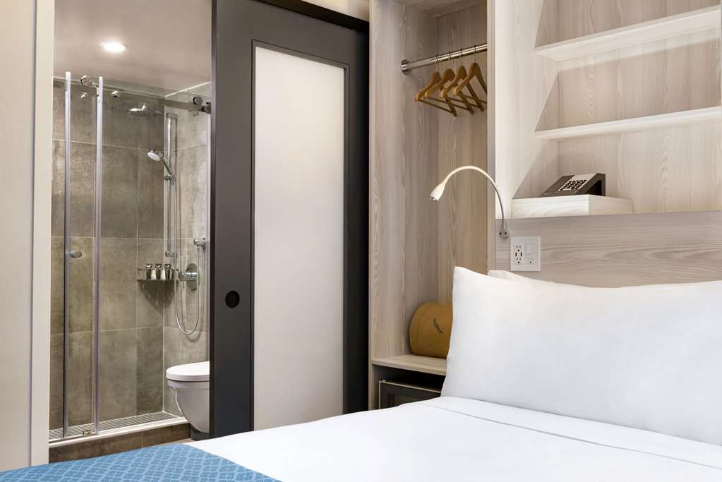 Wingate by Wyndham New York Midtown South 5th Ave - photo 12