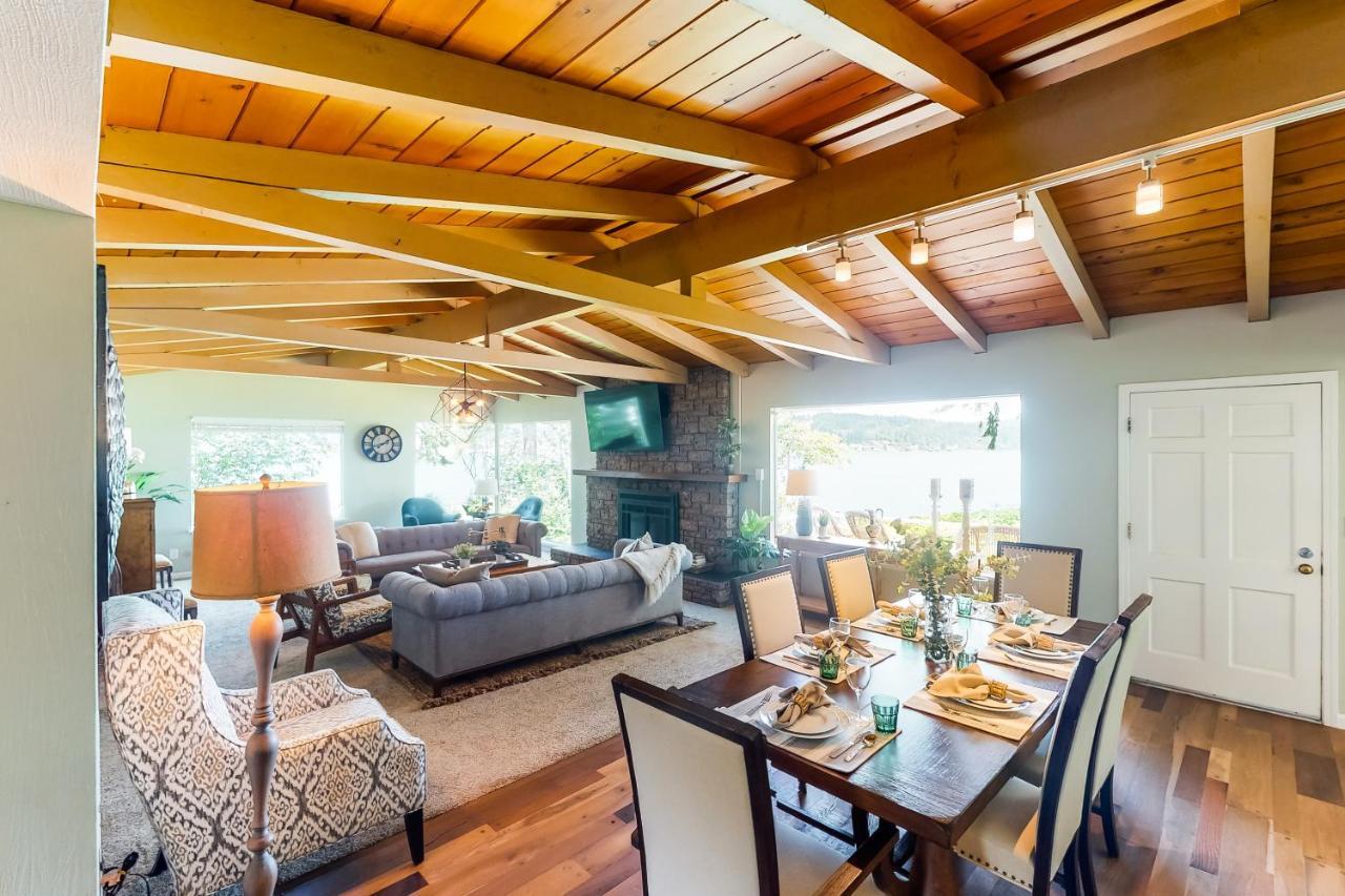 Waterfront Getaway — hotel in Poulsbo
