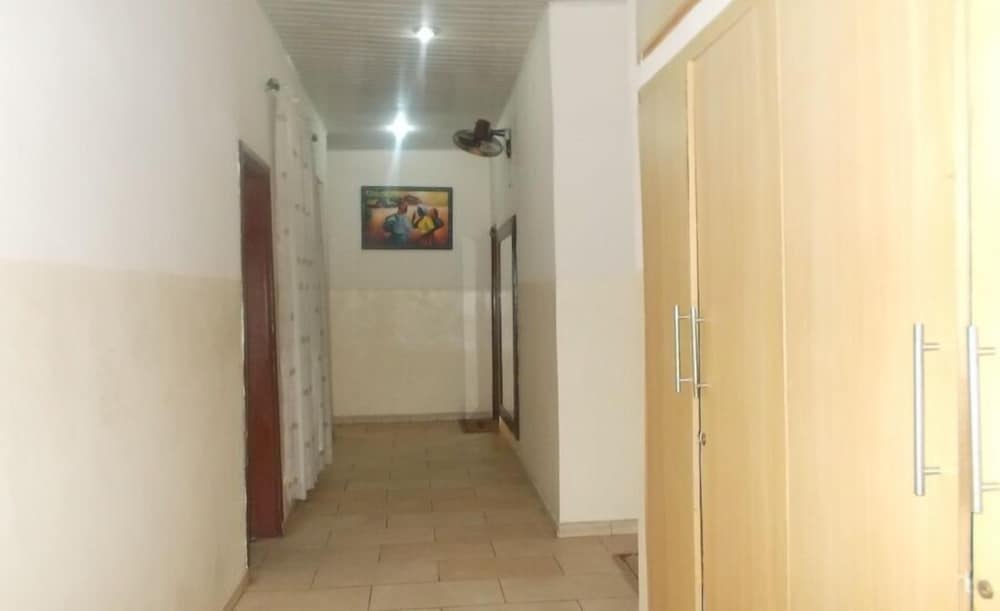 Franphinas Suites and Hotel — Calabar — photo 2