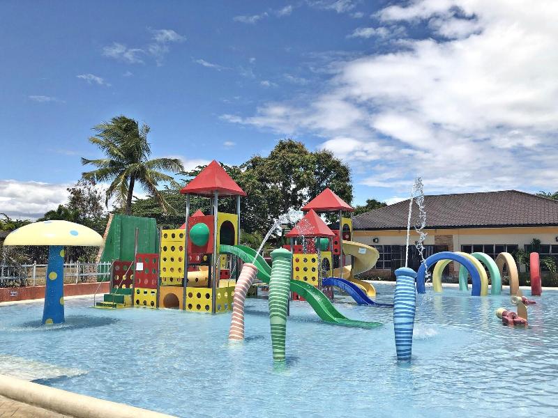 Sea Garden Resort Iloilo — hotel in Leganes