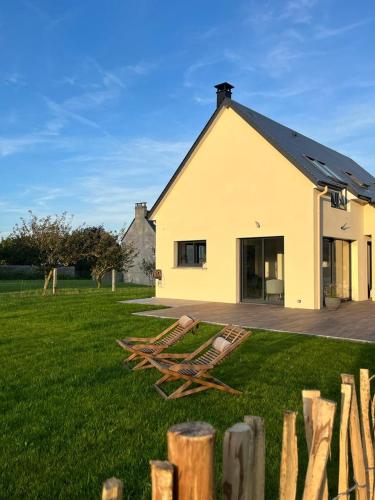 La Vie Est Belle in Unknown City, France